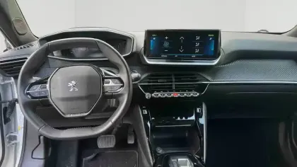 Photo 21 Peugeot 2008  Electrique 136 ch
