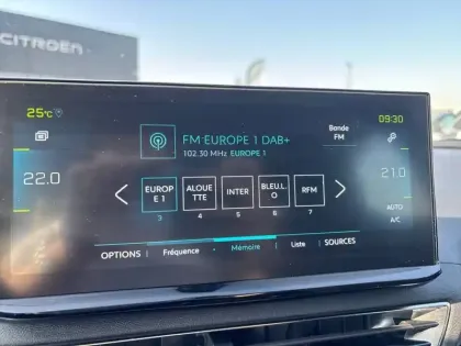 Photo 14 Peugeot 3008  Hybrid 180 e-EAT8