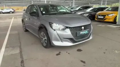 Photo 9 Peugeot 208  Electrique 50 kWh 136ch