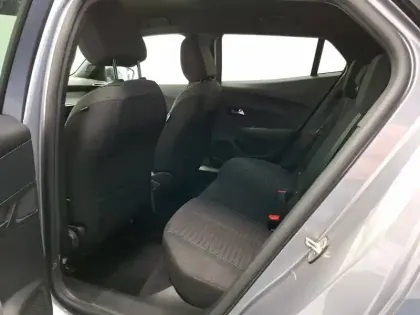 Photo 12 Peugeot 2008  PureTech 100 S&S BVM6