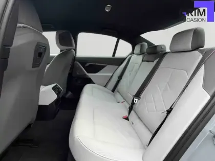 Photo 10 BMW Serie 5 540d xDrive 303 ch BVA8