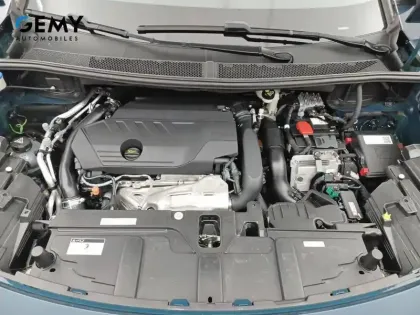 Photo 11 Peugeot 3008  Hybrid 225 e-EAT8