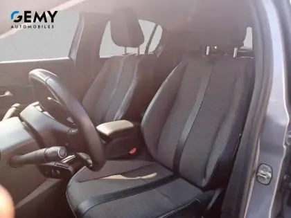 Photo 8 Peugeot 208  Electrique 50 kWh 136ch