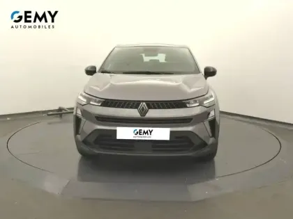 Photo 21 Renault Captur  E-Tech full hybrid 145 ch