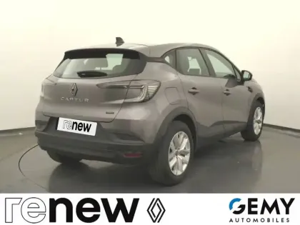 Photo 17 Renault Captur  E-Tech full hybrid 145 ch