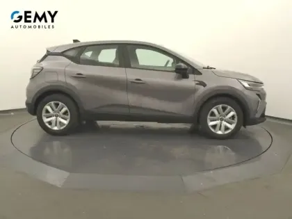 Photo 23 Renault Captur  E-Tech full hybrid 145 ch