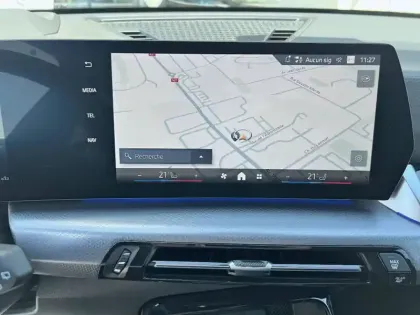 Photo 12 BMW X1  sDrive 20i 170ch DKG7
