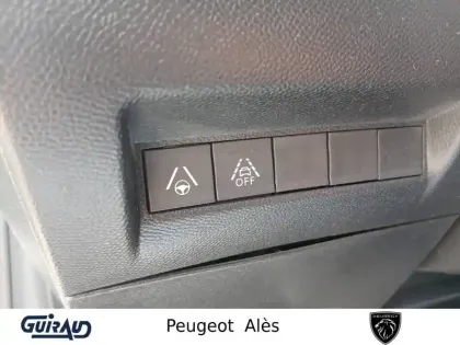 Photo 19 Peugeot 208  Electrique 50 kWh 136ch