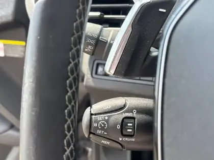 Photo 19 Peugeot 3008  Puretech 130ch S&S EAT8