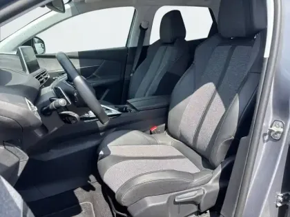 Photo 10 Peugeot 3008  Puretech 130ch S&S EAT8