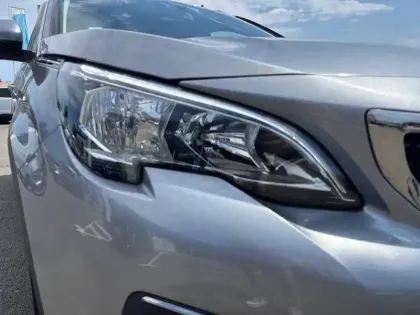 Photo 15 Peugeot 3008  Puretech 130ch S&S EAT8