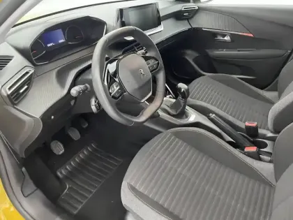 Photo 27 Peugeot 208  PureTech 75 S&S BVM5