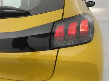 Photo 30 Peugeot 208  PureTech 75 S&S BVM5
