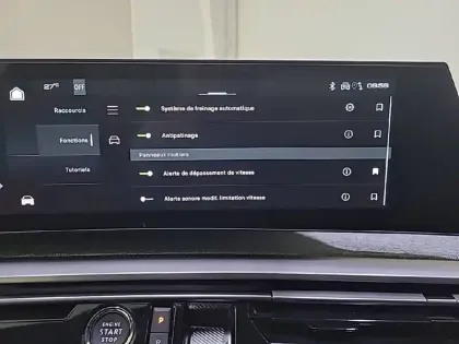 Photo 45 Peugeot 3008  Hybrid 145 e-DCS6
