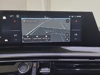 Photo 41 Peugeot 3008  Hybrid 145 e-DCS6