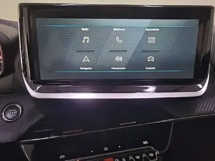 Photo 38 Peugeot 208  PureTech 100 S&S BVM6