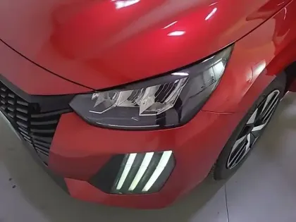 Photo 35 Peugeot 208  PureTech 100 S&S BVM6