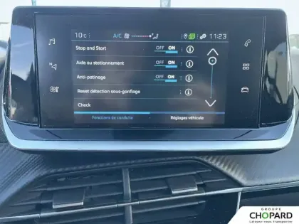Photo 17 Peugeot 208  PureTech 100 S&S BVM6