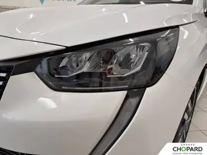Photo 51 Peugeot 208  PureTech 100 S&S BVM6