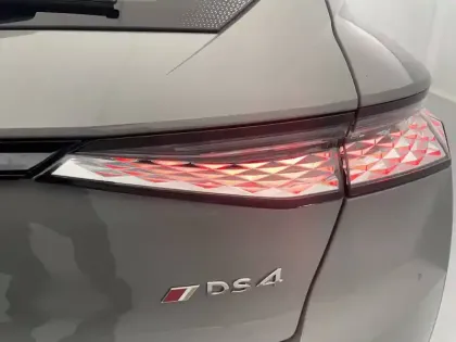 Photo 24 DS DS 4  Hybride E-Tense 225 EAT8