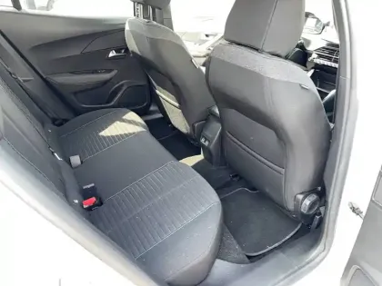 Photo 6 Peugeot 2008  Electrique 136 ch