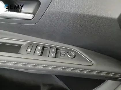 Photo 15 Peugeot 3008  Hybrid 225 e-EAT8