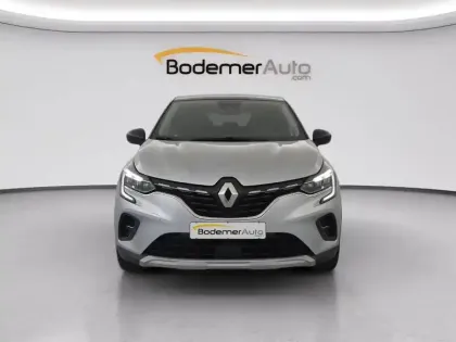 Photo 22 Renault Captur  E-Tech full hybrid 145