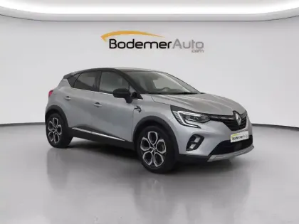 Photo 21 Renault Captur  E-Tech full hybrid 145