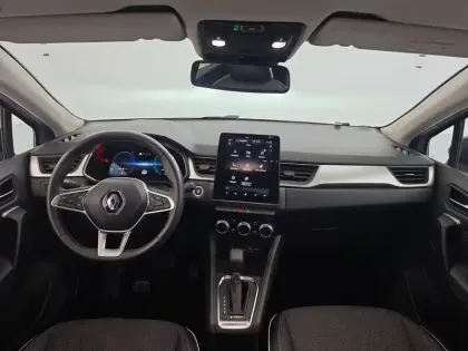 Photo 33 Renault Captur  E-Tech full hybrid 145