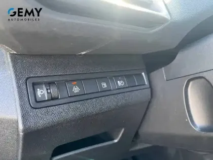 Photo 13 Peugeot 3008  Hybrid 225 e-EAT8