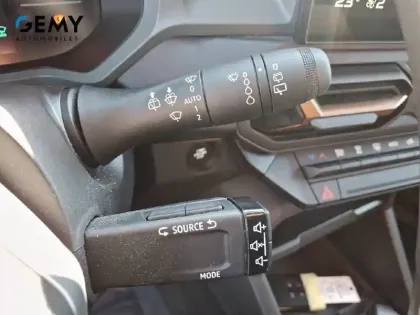 Photo 18 Dacia Duster  Hybrid 140