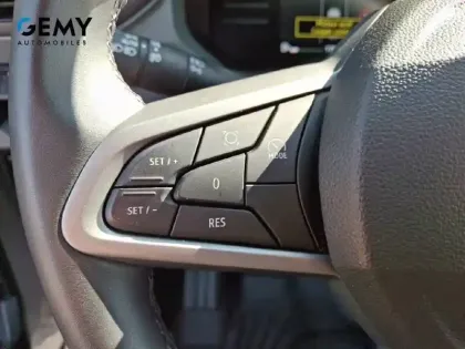 Photo 15 Dacia Duster  Hybrid 140