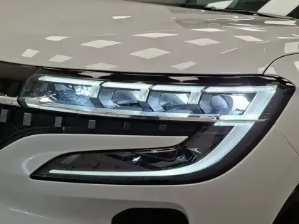 Photo 38 Renault Austral  E-Tech hybrid 200