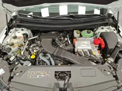 Photo 12 Renault Austral  E-Tech hybrid 200