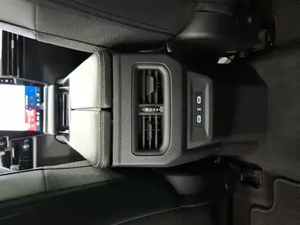 Photo 33 Renault Austral  E-Tech hybrid 200