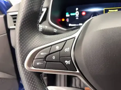 Photo 34 Renault Clio  E-Tech full hybrid 145 ch GSR2