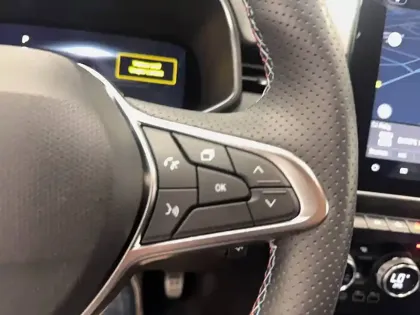 Photo 33 Renault Clio  E-Tech full hybrid 145 ch GSR2