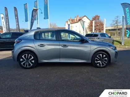 Photo 24 Peugeot 208  Hybrid 100 e-DCS6