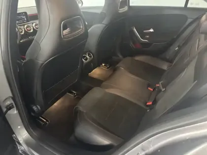 Photo 19 Mercedes Classe A A 200 Compacte