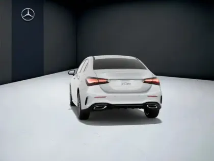 Photo 21 Mercedes Classe A 200 d Berline AMG Line