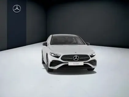 Photo 9 Mercedes Classe A 200 d Berline AMG Line