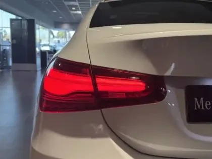 Photo 43 Mercedes Classe A 200 d Berline AMG Line