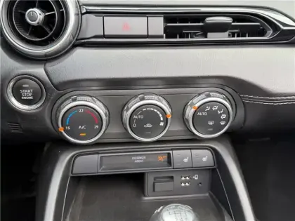 Photo 21 Mazda Mx-5 ST 2.0L SKYACTIV-G 184 CH