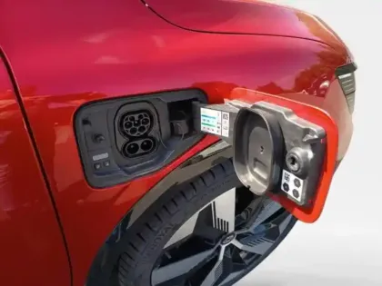 Photo 9 Renault Megane  E-Tech Electric EV60 220ch Techno super charge