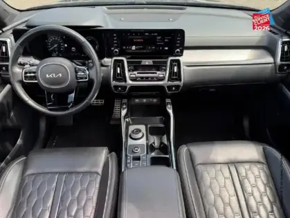 Photo 14 Kia Sorento  1.6 T-GDi 230ch HEV Premium BVA6 4x2 7 places