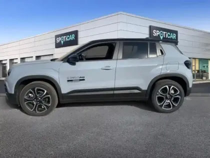 Photo 6 Jeep Avenger  1.2 Turbo T3 110ch e-Hybrid Summit BVR6