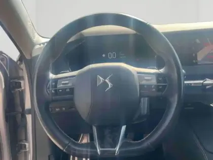 Photo 11 DS DS 4  E-TENSE 225ch Performance Line
