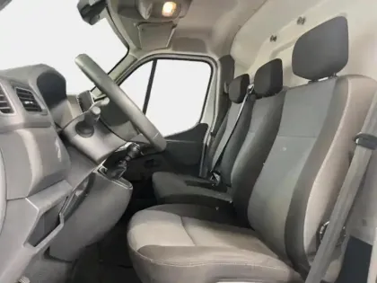 Photo 10 Renault Master  Fg F3500 L3H2 2.3 Blue dCi 135ch Confort Euro6E