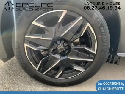 Photo 10 Peugeot 3008  1.2 Hybrid 136ch GT e-DCS6