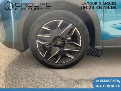 Photo 14 Peugeot 3008  1.2 Hybrid 136ch GT e-DCS6